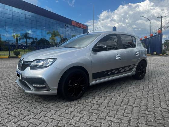 RENAULT SANDERO 2.0 16V HI-FLEX RS MANUAL RENAULT SANDERO 2.0 16V HI-FLEX RS MANUAL